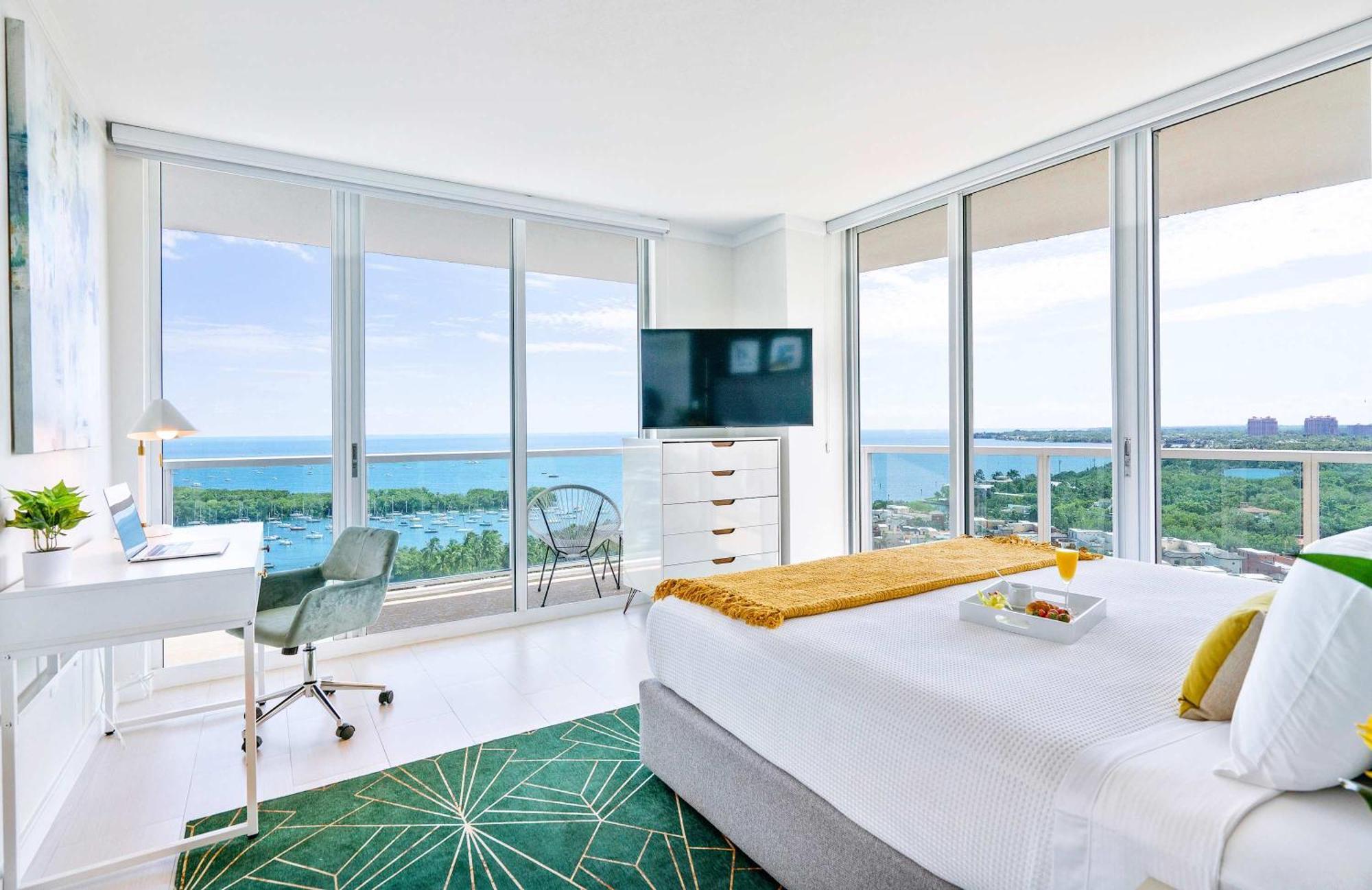 Mvr - Skyline Dreams From Your Private Balcony Miami
